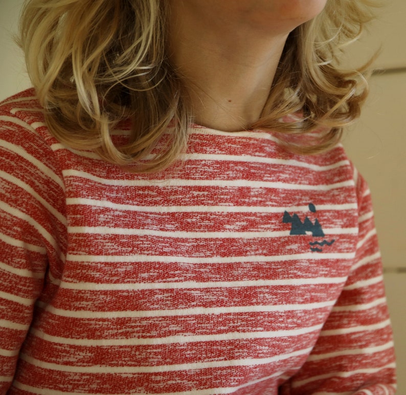 Red-White Stripes with Selectable Motif Kids/' Cotton Sweater