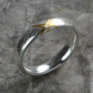 Cross Hatch Polished Silver & 24ct Gold Ring, Unisex, Keum Boo, Geumbu, Kum-bu Band, Textured Ring, Alternative Wedding Ring, Gothic image 3