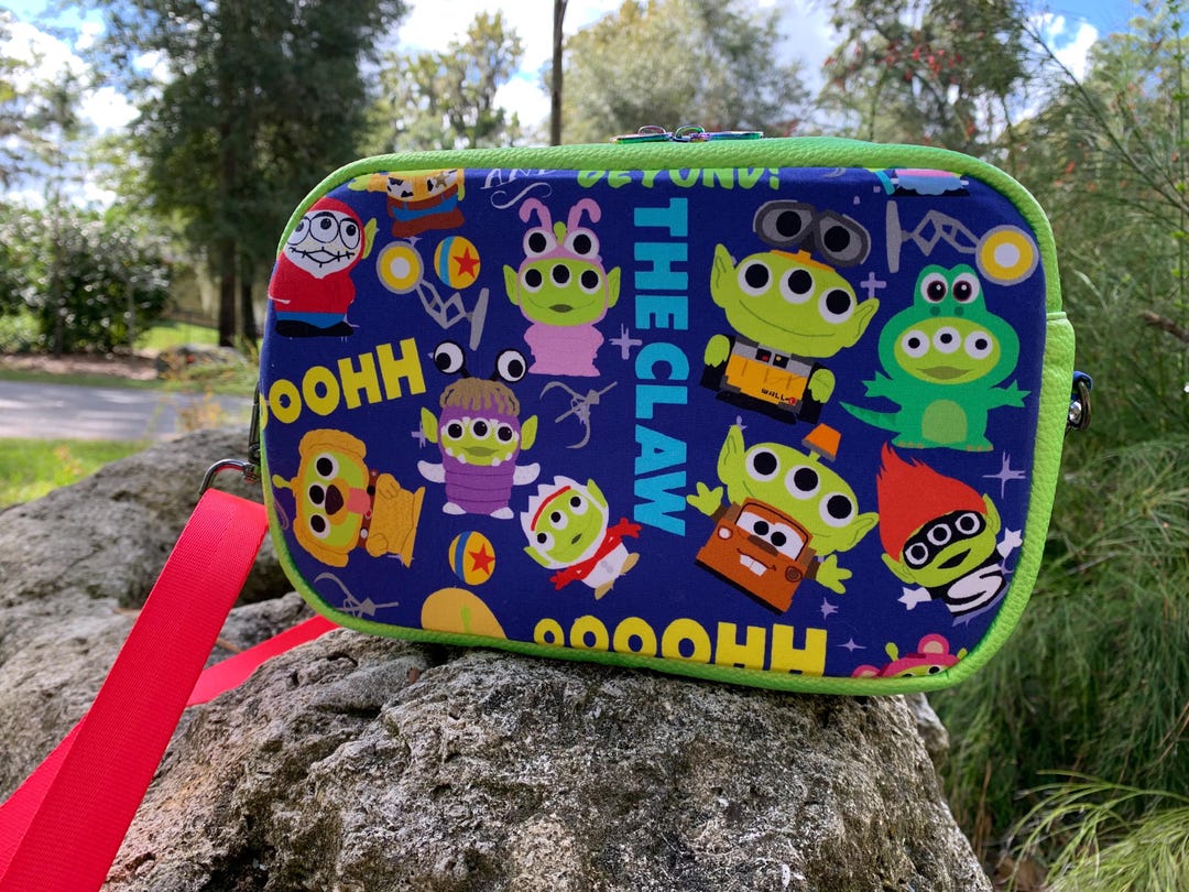 Alien Crossbody Bag - Etsy