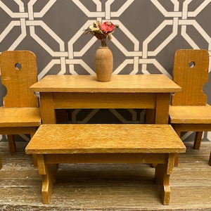Antique GERMAN Kitchen Dining Dollhouse Miniature 5pc Set | 1900s Dolls House Light Wood Vintage Furniture | Dining Table Chairs Bench Vase