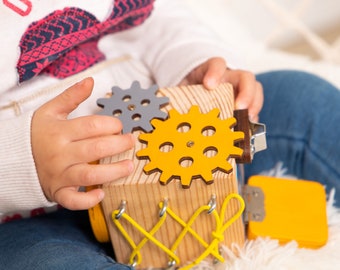 Cubo de actividad sensorial Juguete Montessori de madera para niños pequeños regalo de Navidad tablero ocupado sensorial niño juguete actividad cubo niños juguete para viajar