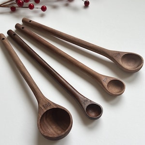 Walnut Handmade Wood Measuring Spoons Set, Long Handle Spoon, Handcrafted Lovely Spoons, Baking Supplies, Housewarming, Vintage Kitchen
