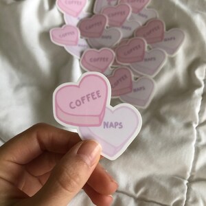 Autocollant Café & Siestes || Candy Hearts | Conversation | Découpe de teinture | Bouteille d’eau | Saint-Valentin | Mignon | Fiche | Drôle |
