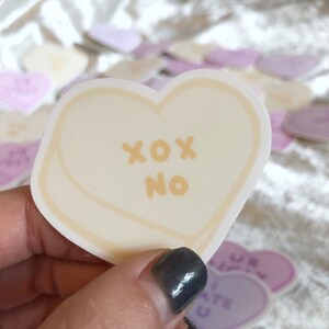 XOX No Candy Heart Sticker // Pegatina de botella de agua / Pegatina linda / Regalo para / Pegatina para computadora portátil / Pegatina MacBook / Pegatina de matraz hidro