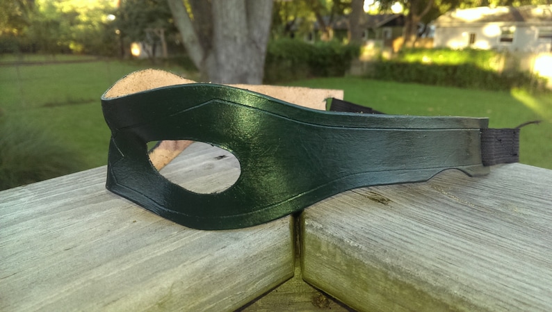 Green Arrow Inspired Leather Mask wstrap Costume Accessories 
