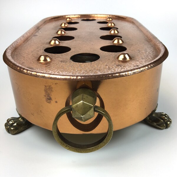 RESERVED FOR A Lovely Art Deco Italian Copper Food Warmer with Brass Lion Feet and Handles, 1930s, Made in Italy