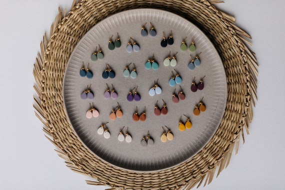 NOMI Ohrringe aus Polymer Ton in Tropfenform – 29 Farben. I walnut&cherry Art.Nr. WNC-49127035633998