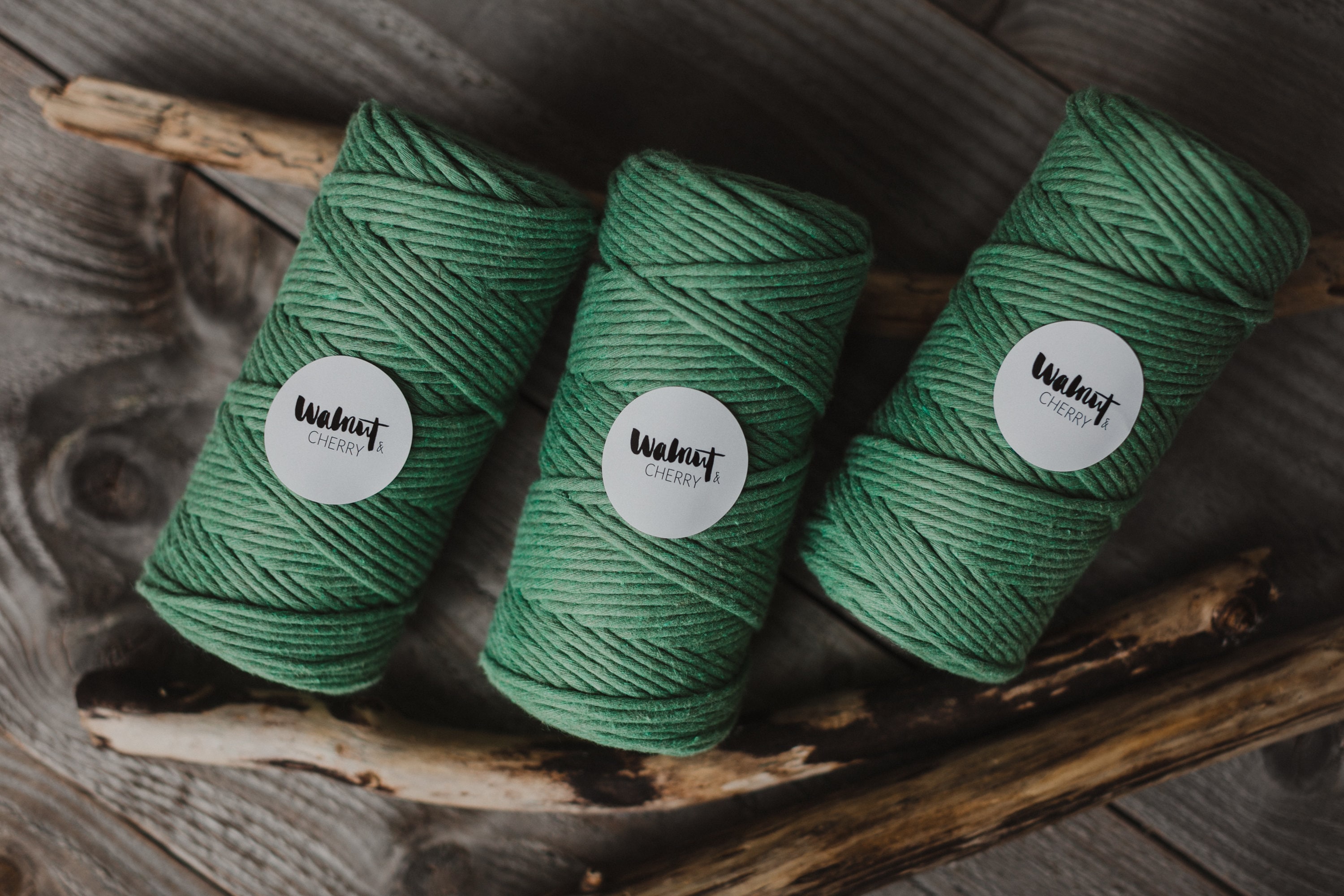 Gelb Kordel Natur Baumwollkordel für Makramee Blumenampel Makramee Wandbehang Weben Dekoration WATSABRO Baumwollgarn Makramee Garn 3mm x 300m Garn für DIY Handwerk Hängepflanze Pflanze Aufhänger