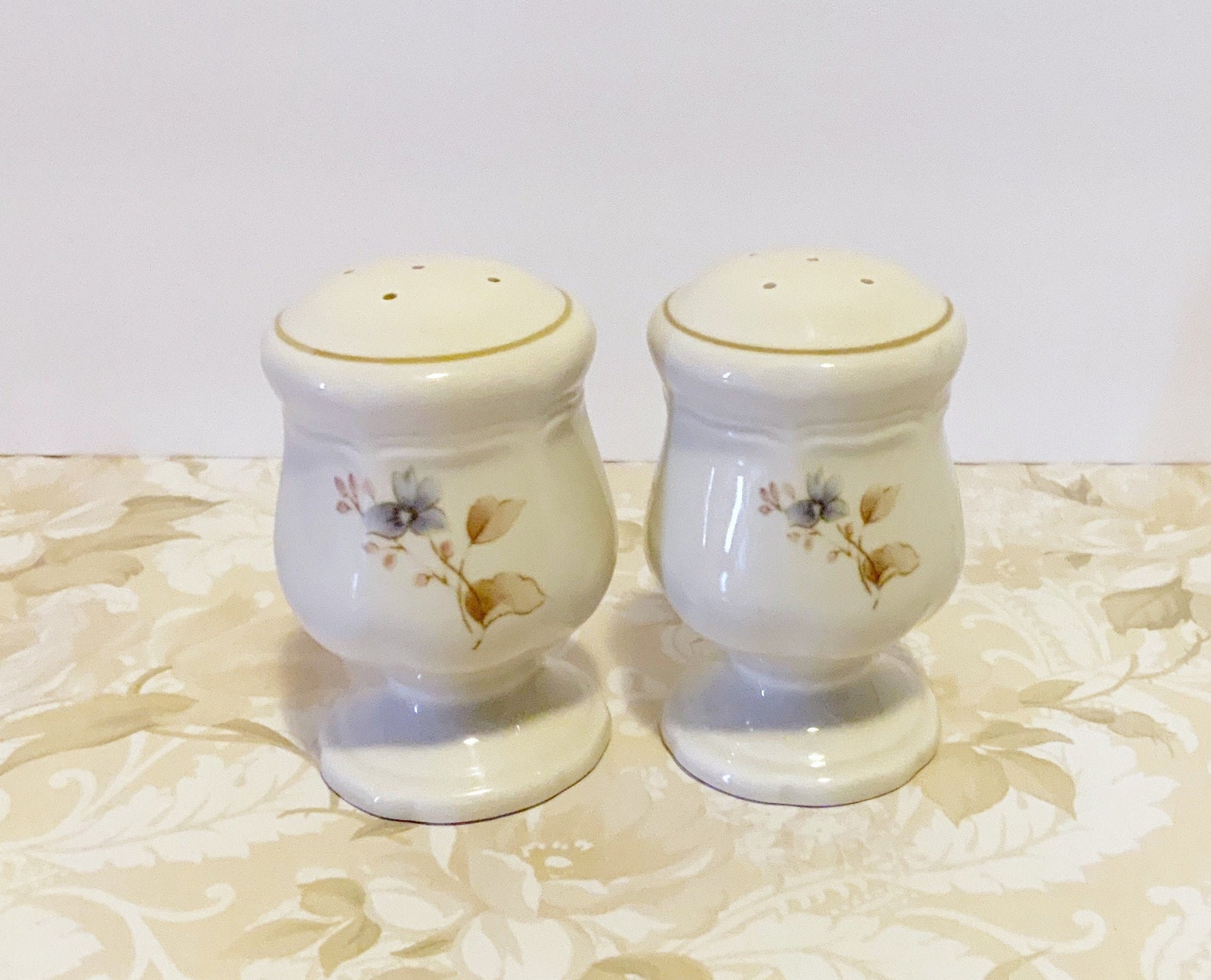 Vintage Mikasa Lilac Flower Salt and Pepper Shakers Made in Etsy