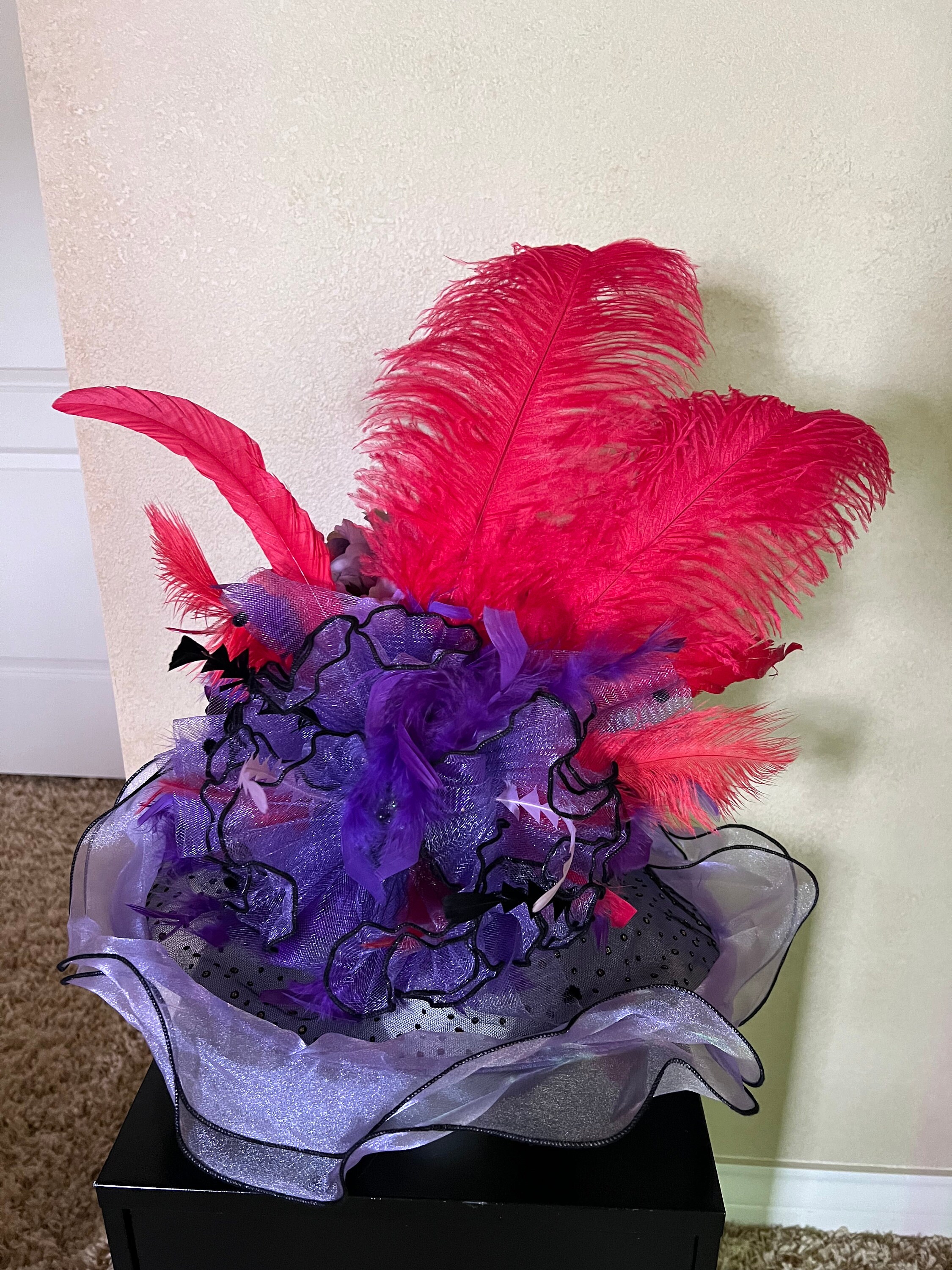 Heartbeat Derby Hat - Etsy display picture 2