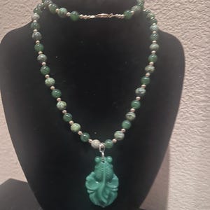Grüne Perlenkette