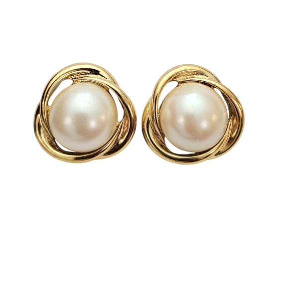Gold Tone Faux Pearl Knot Clip On Earrings C900