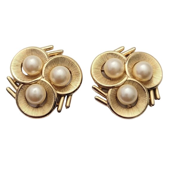 Trifari Gold Tone Modernist Faux Pearl Clip On Earrings, Signed E593