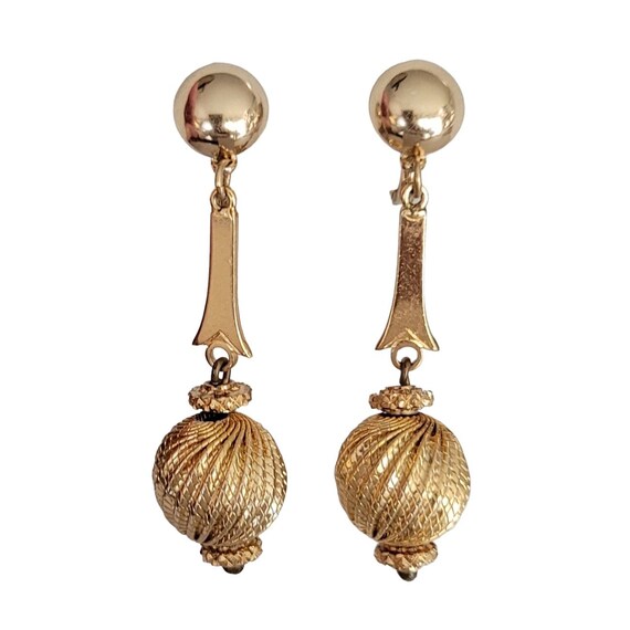 Monet Gold Tone Ball Dangle Clip On Earrings K651