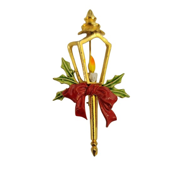 ART Arthur Pepper Gold Tone Green Red Enamel Christmas Candle Lamp Post Brooch, Signed M878