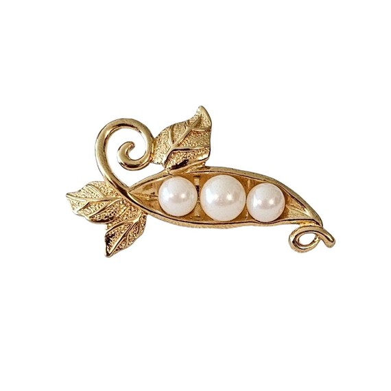 Gold Tone Faux Pearl Peas In Pod Lapel Pin L326
