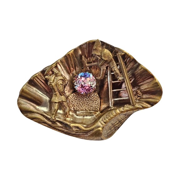 Rare Gnome Miners Pick Axe Givre Rhinestone Clamshell Brooch C Clasp Pin C928