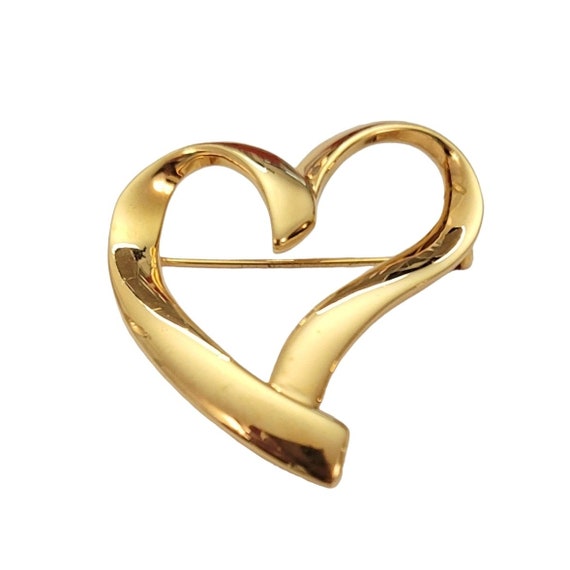 Trifari TM Gold Tone Open Heart Brooch, Signed E986