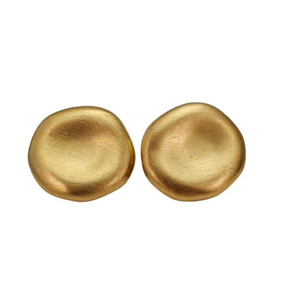 Matte Gold Tone Round Hammered Disc Post Earrings L405