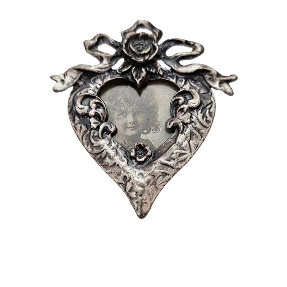 Silver Tone Heart Rose Ribbon Photo Frame Brooch, Pewter Style Pin C850