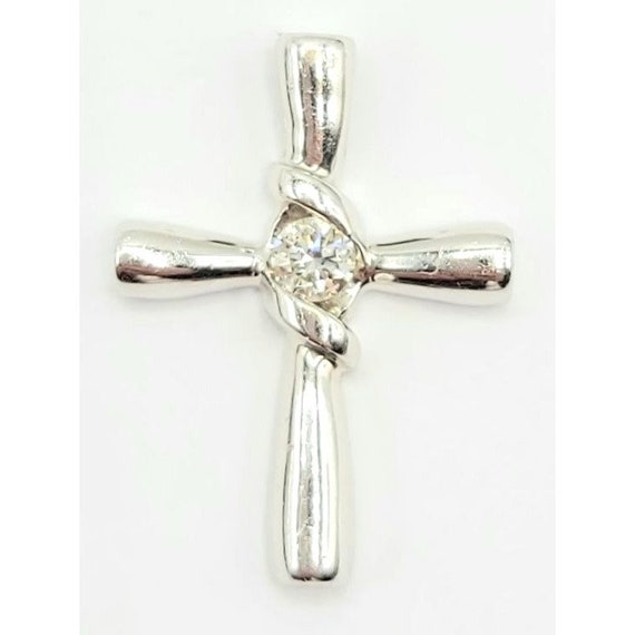 14k White Gold Diamond 1/10 Carat Pendant