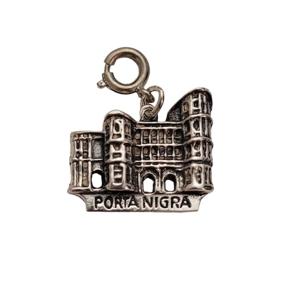 835 Silver Vintage Porta Nigra Charm Round Spring Clasp E332