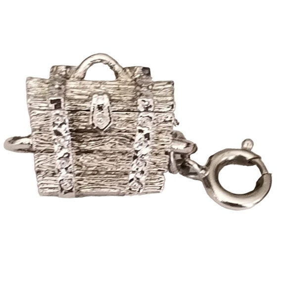 Monet Silver Tone Vintage Treasure Chest Hinged Charm Round Spring Clasp, Signed