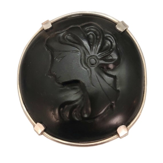 Sterling Silver Jet Carved Round Cameo Brooch, Signed Nina E181