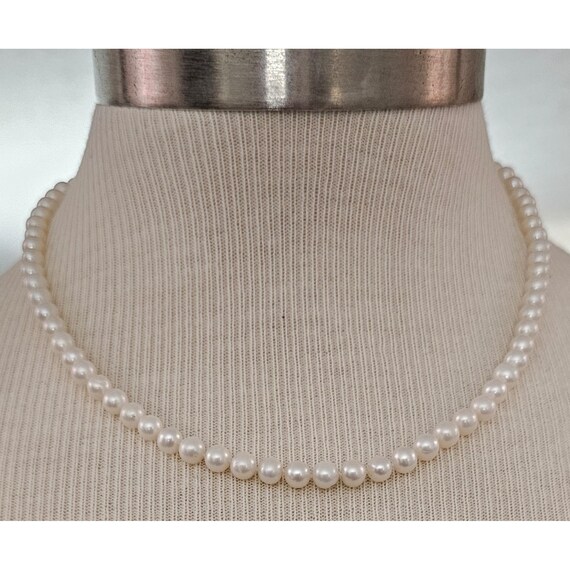 14K Gold Fresh Water Pearl Necklace Knotted Strand 20 Inches J442