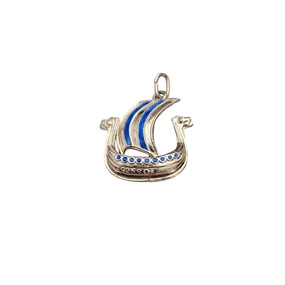 Vintage Sterling Silver Viking Ship Pendant C647