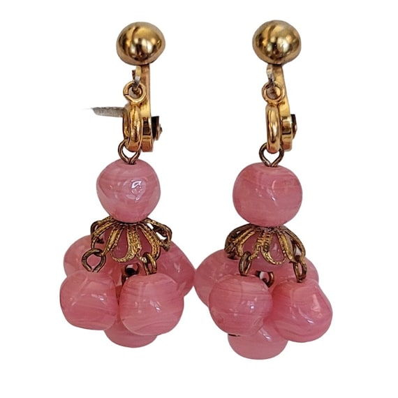 Gold Tone Pink Givre Glass Dangle Bead Clip-On Earrings, K396
