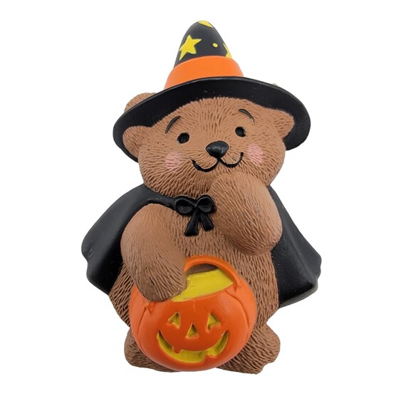 Hallmark Card Halloween Witch Costume Teddy Bear Trick Or Treating  Lapel Pin