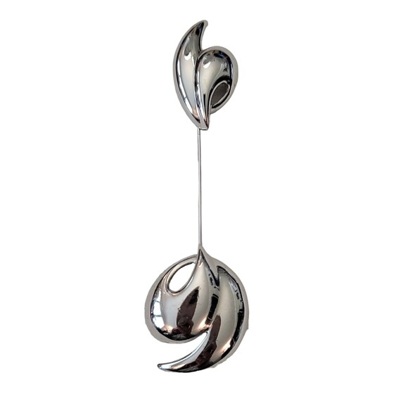 Kunio Matsumoto Trifari Swirl Silver Tone Jabot-Style Lapel Stick Pin, Signed E999
