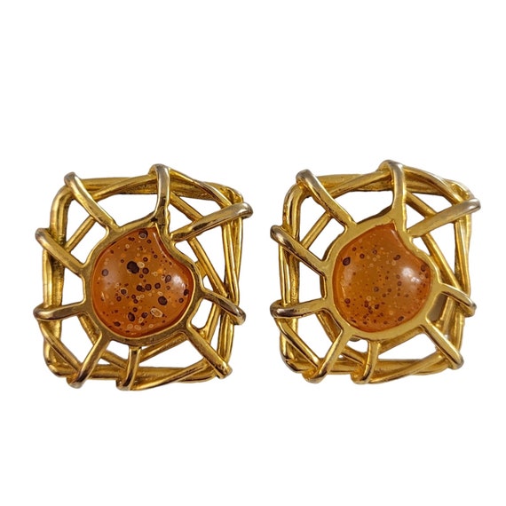 Gold Tone Brutalist Square Webbed Center Yellow Spotted Lucite Clip On Earrings K989