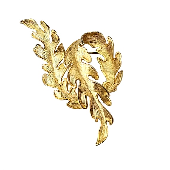Liz Claiborne Gold Tone Leaf Dimensional Ribbon Brooch Wavy Textured Pin J198