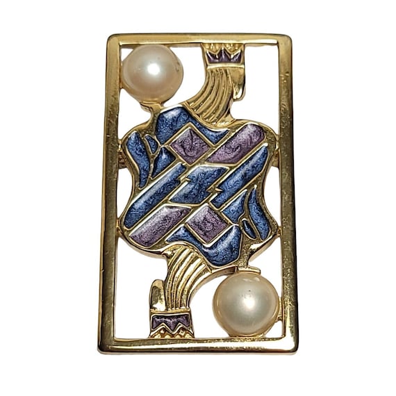 Trifari Gold -Plated King of Diamonds Blue Purple Enamel Faux Pearl 1970-80s Pin Brooch