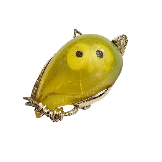 Vintage Yellow Lucite Domed Owl Brooch Reverse Painted Pin J464