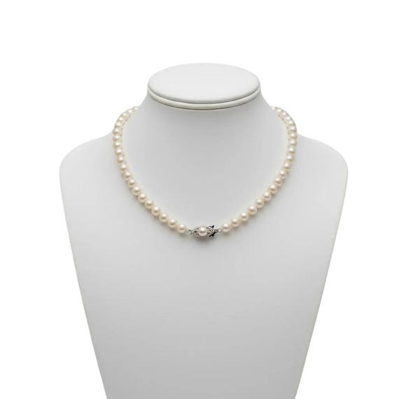 14K White Gold Akoya Graduated Pearl Necklace Knotted Strand J443