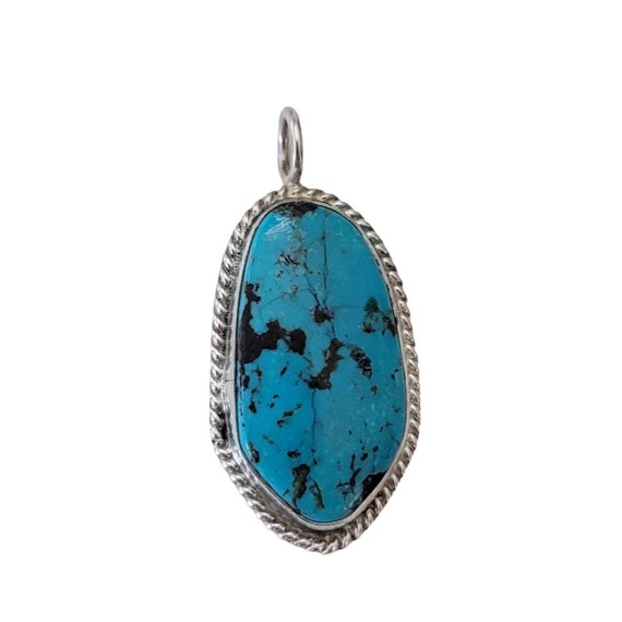 Sterling Silver Turquoise Oval Pendant E647