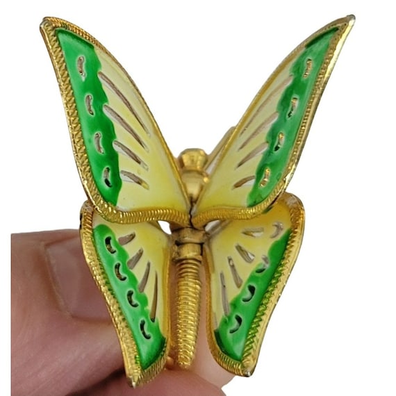 Gold Tone Yellow Green Enamel Hinged Articulated Wings Butterfly Pin Brooch M955