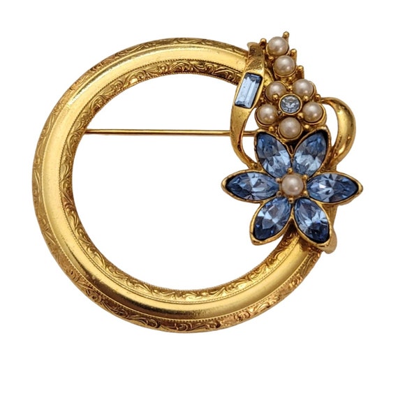 Vintage Gold Tone Open Round Blue Rhinestone Faux Pearl Flower Brooch Pin E631