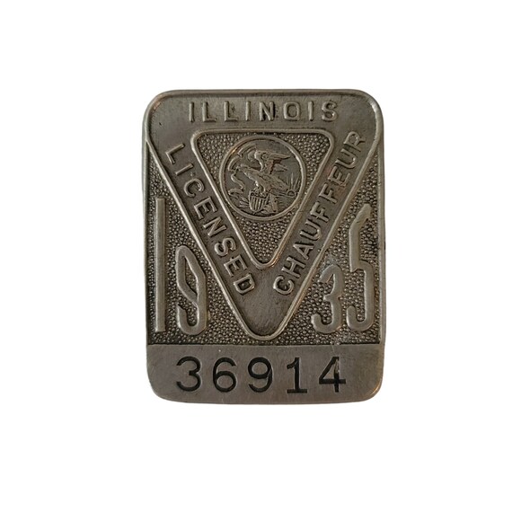 Illinois 1935 Chauffeur Licensed Pin #36914, E821