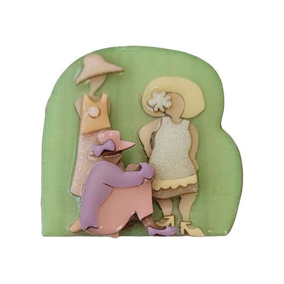 Lucinda Woman Spring, Summer Woman Brooch Pin E506