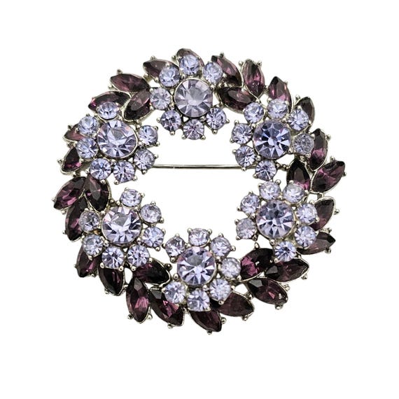 Trifari Purple Rhinestone Brooch Round Flower Cluster Vintage Pin, Signed L978