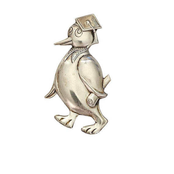 Truart Sterling Silver Repousse Duck Graduation Hat Brooch Pin, Signed L803