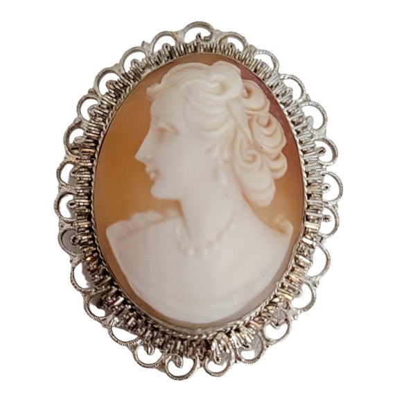Sterling Silver BS 800 Carved Shell Cameo Brooch Pendant K281