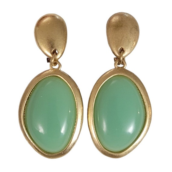 Signed TS Matte Gold Tone Mint Green Plastic Inlay Dangle Clip-On Earrings E40