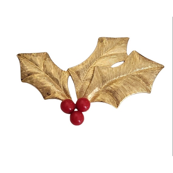 Signed Trifari Gold Tone Red Holly Berry Brooch, M