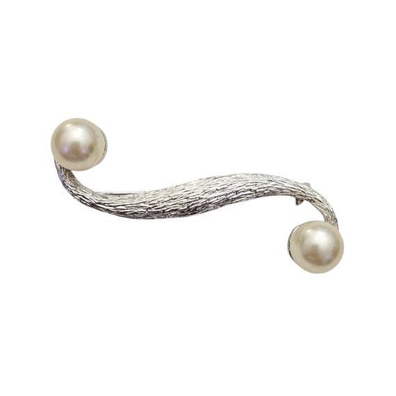 Judy Lee Silver Tone Faux Pearl “S” Ribbon Brooch, Signed