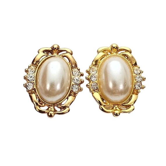 Gold Tone Faux Pearl Oval Clip-On Clear Rhinestone Earrings, J819
